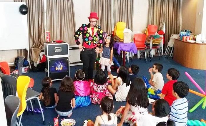 Is a Magician Right for Your Next Party