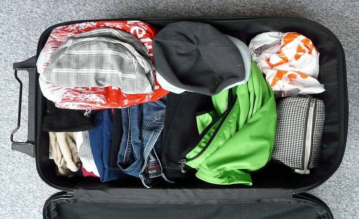 5 Things you can pack in a suitcase when moving
